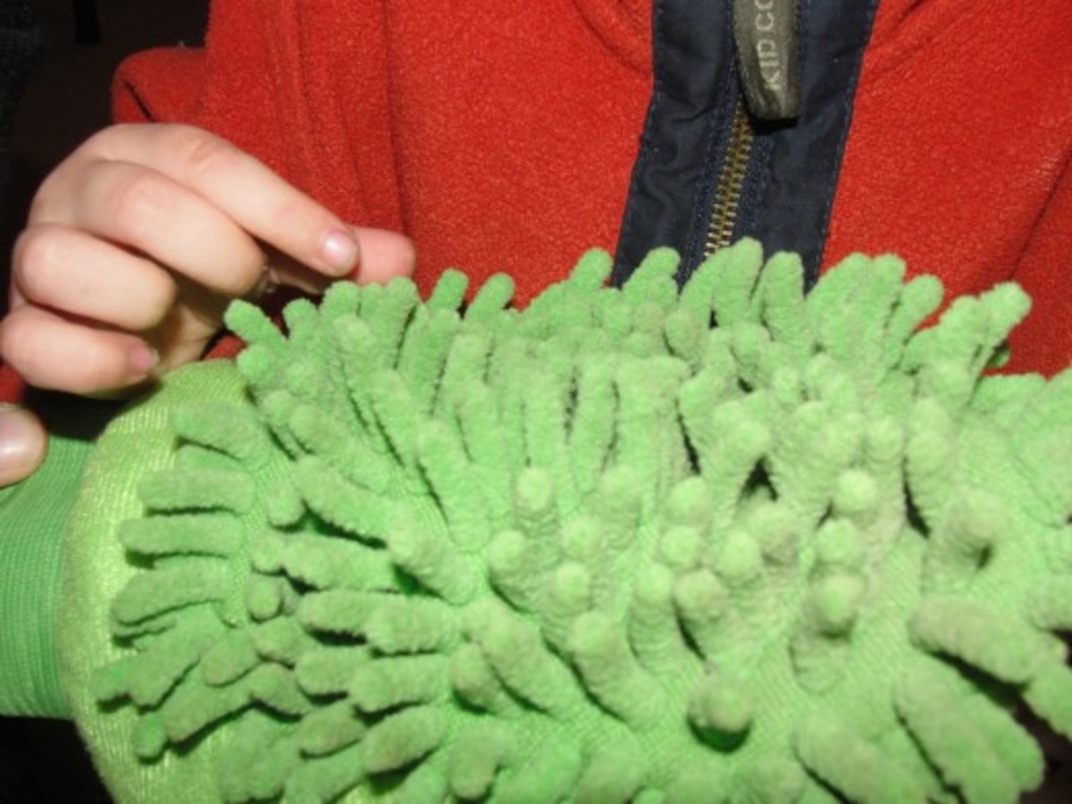A duster glove with "fingers" can show what villi would look like