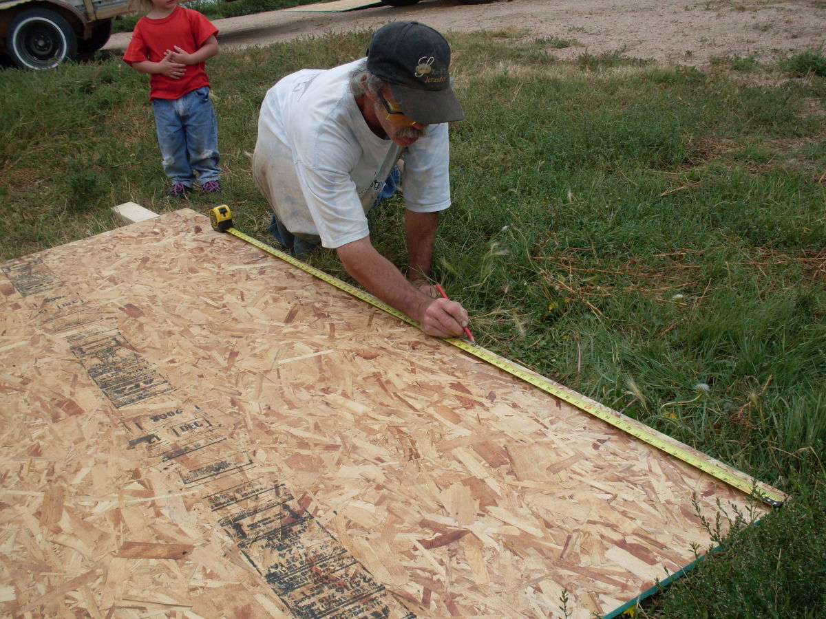 How to Fix a Sagging Barn Roof: Illustrated Guide - Dengarden