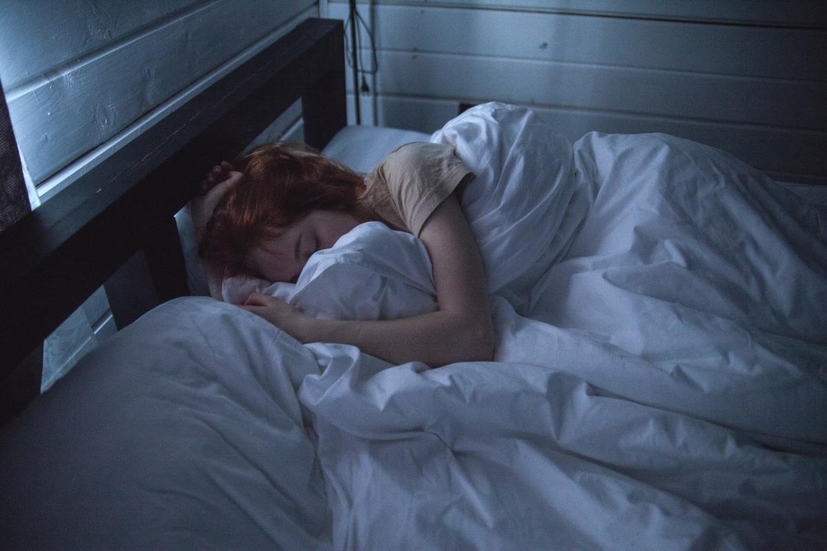Why You Shouldn't Oversleep? 8 Facts With Research
