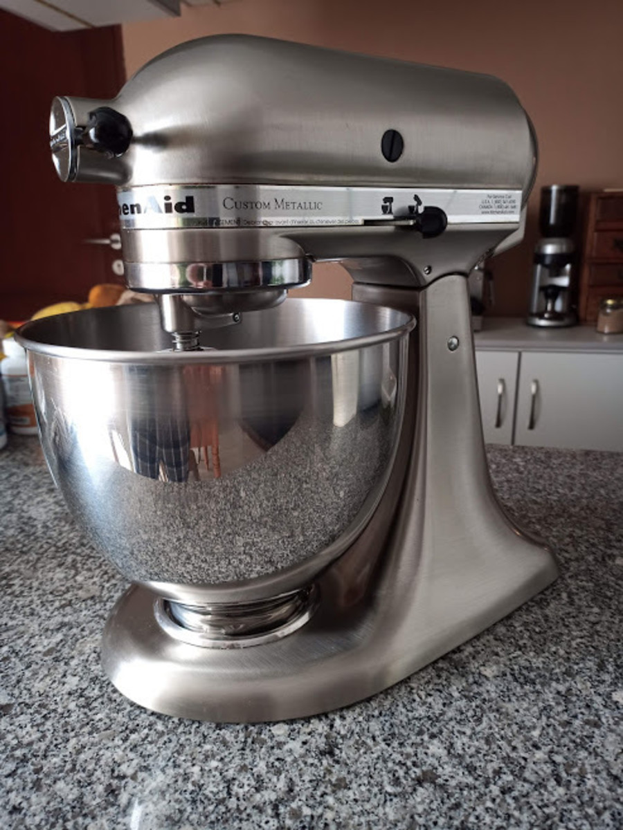 fixing-loose-hingepin-on-kitchenaid-stand-mixer