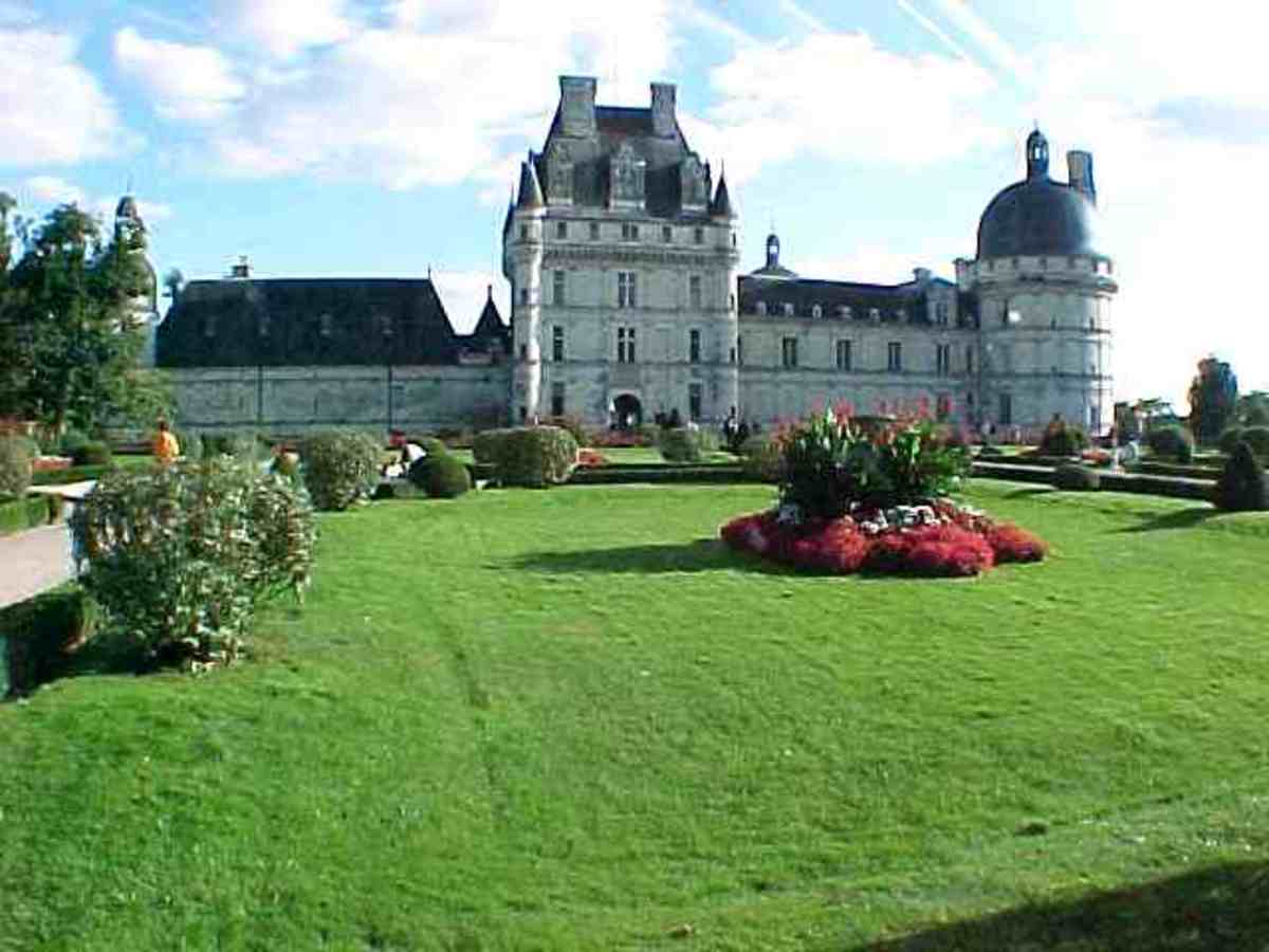 french-castles-valencay
