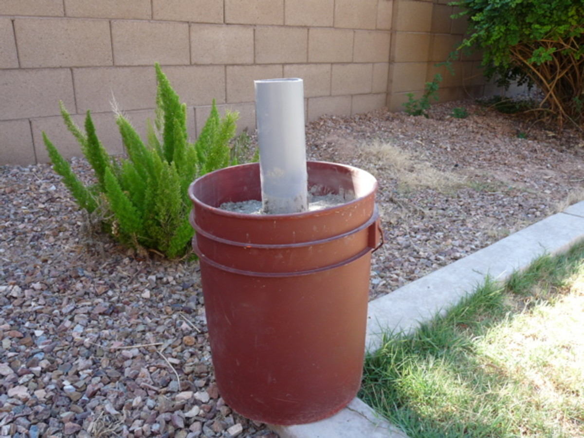 The finished product—an umbrella base made with a 5-gallon bucket