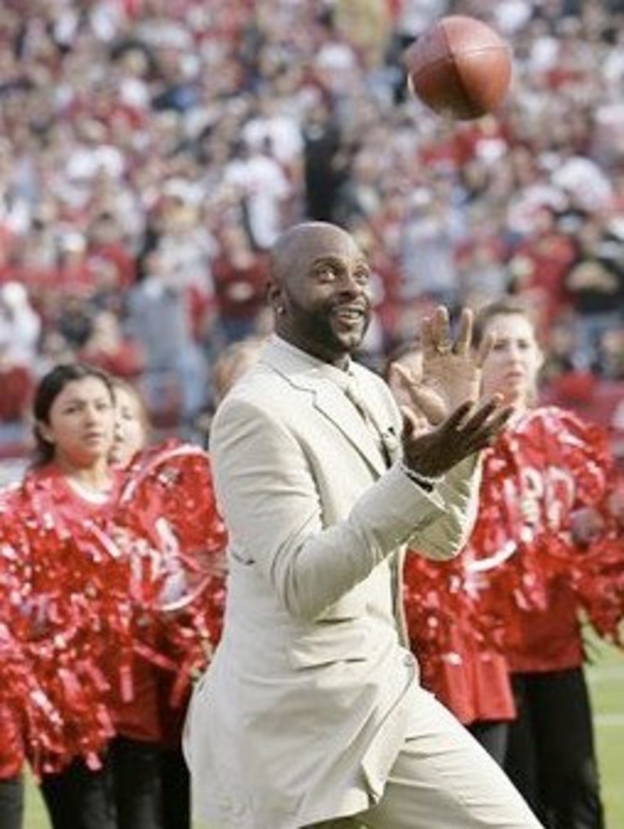 Jerry Rice Retires from football but not until he makes one last catch!