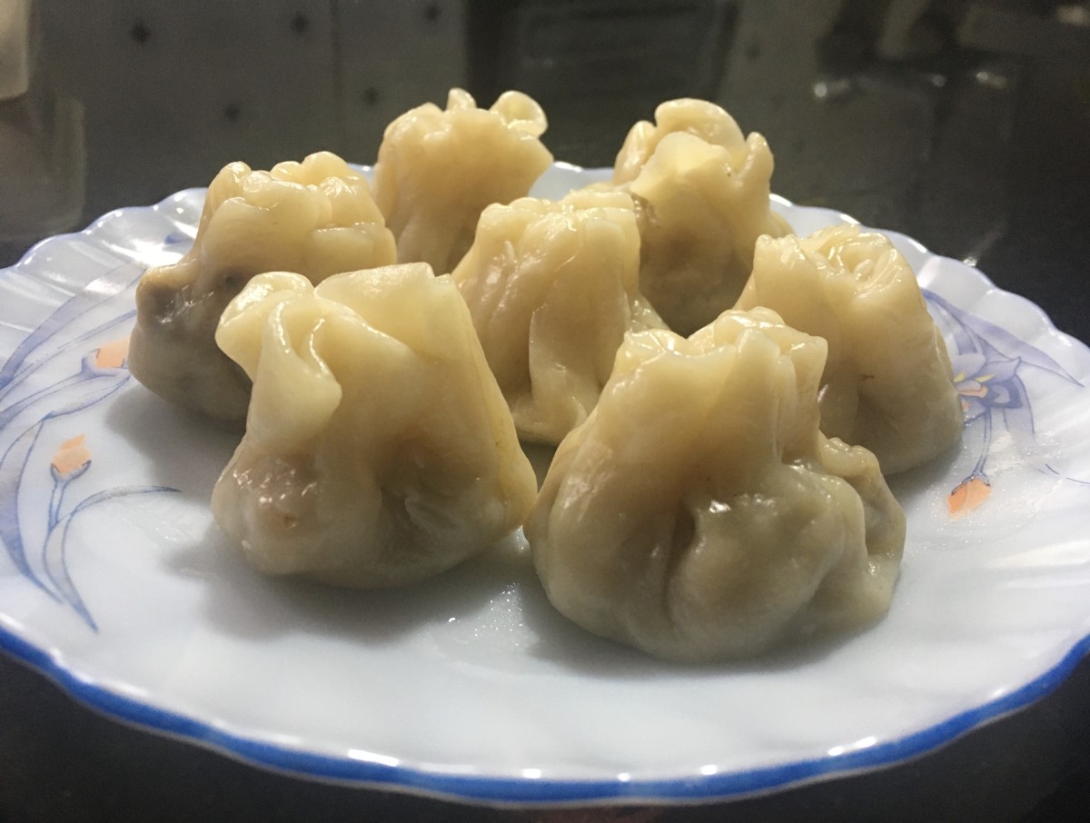 Momos are ready to serve!