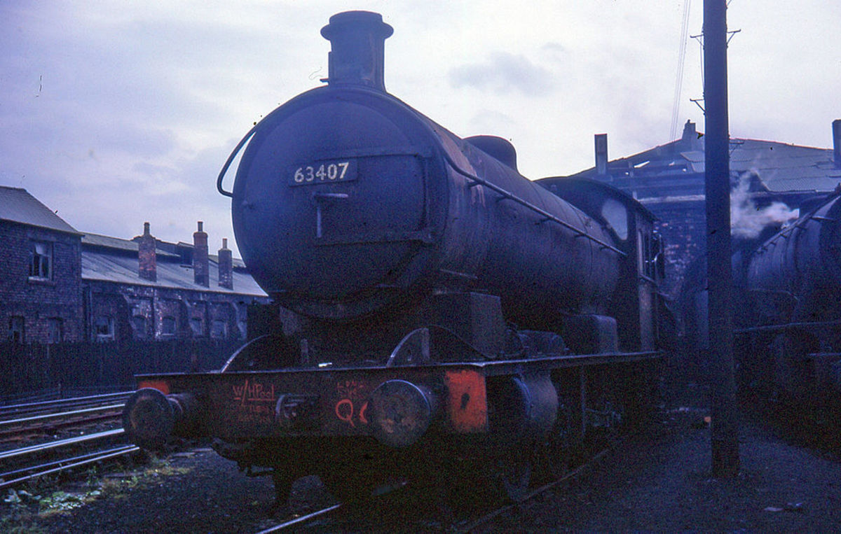 Not as lucky, 63407 of Haverton Hill in 1950-58 was moved first to the new shed at Thornaby (51L) when it opened in 1958, then to West Hartlepool (51C) when Thornaby closed to steam in 1964