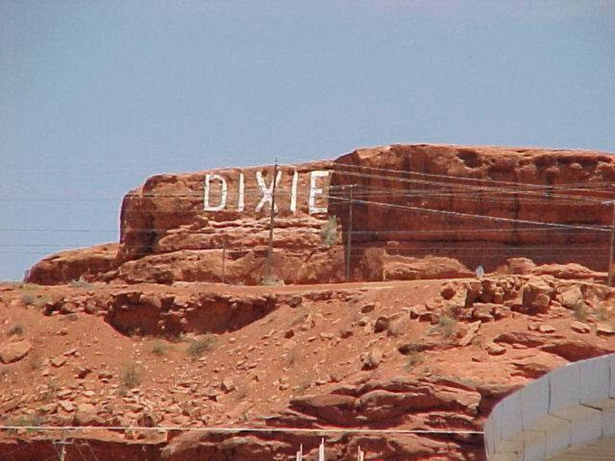 The pioneers named the sandstone red cliffs which bears the name Dixie, the "Sugarloaf".