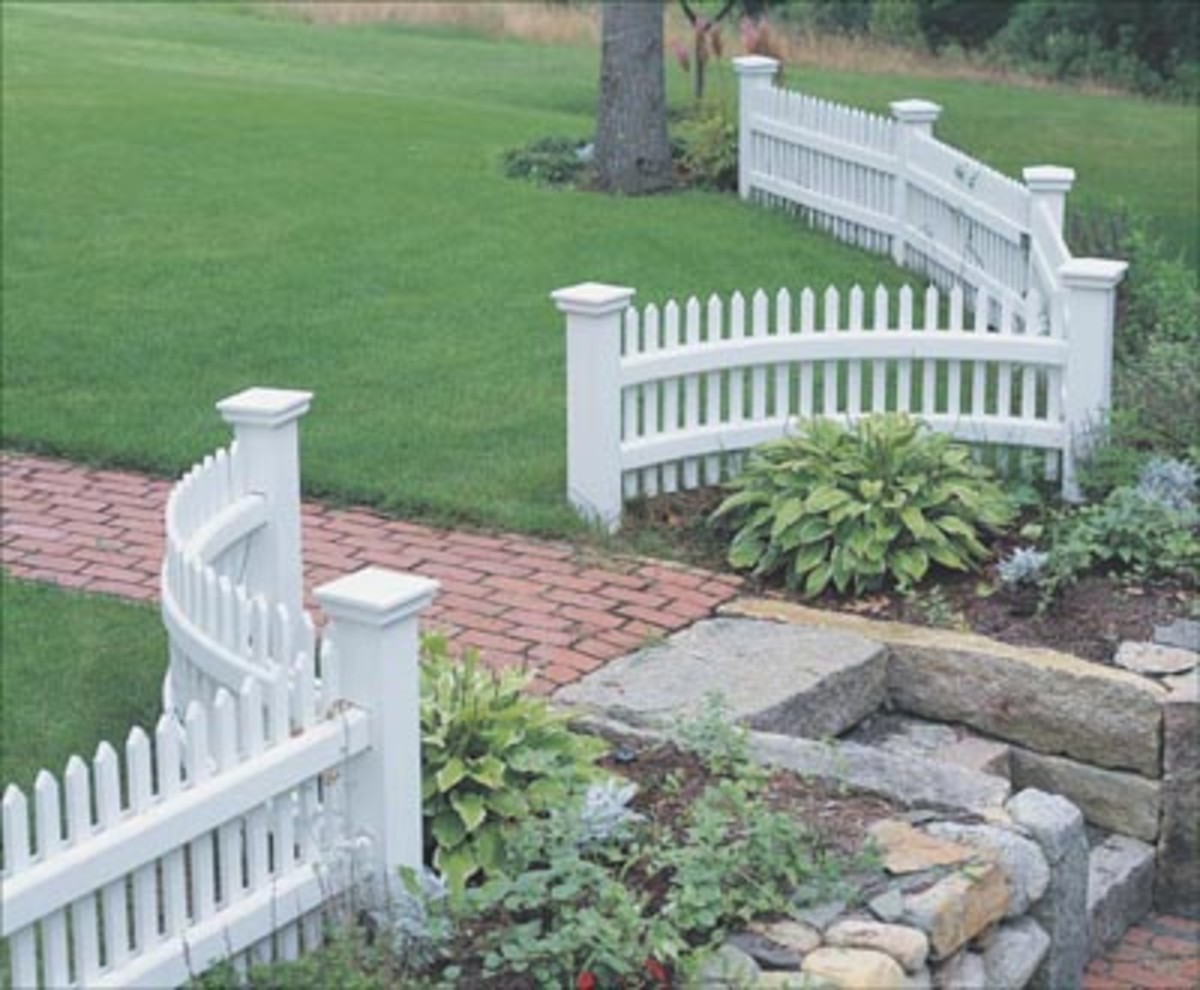 walpolewoodworkers.com White Picket Fence with Scalloped Design