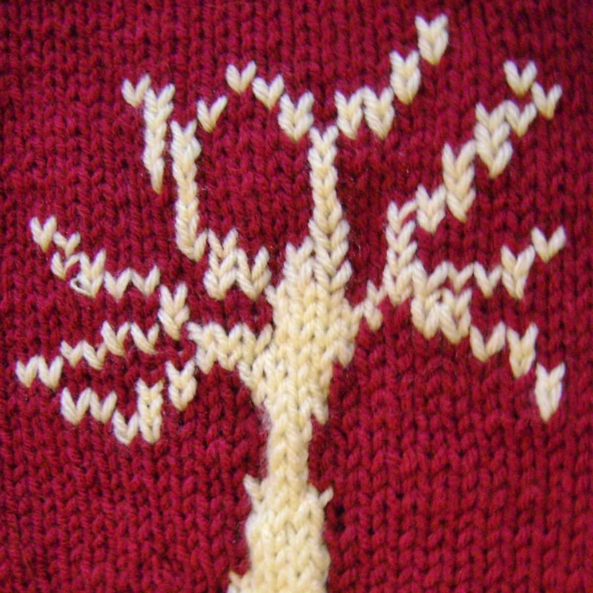 Tree in duplicate stitch
