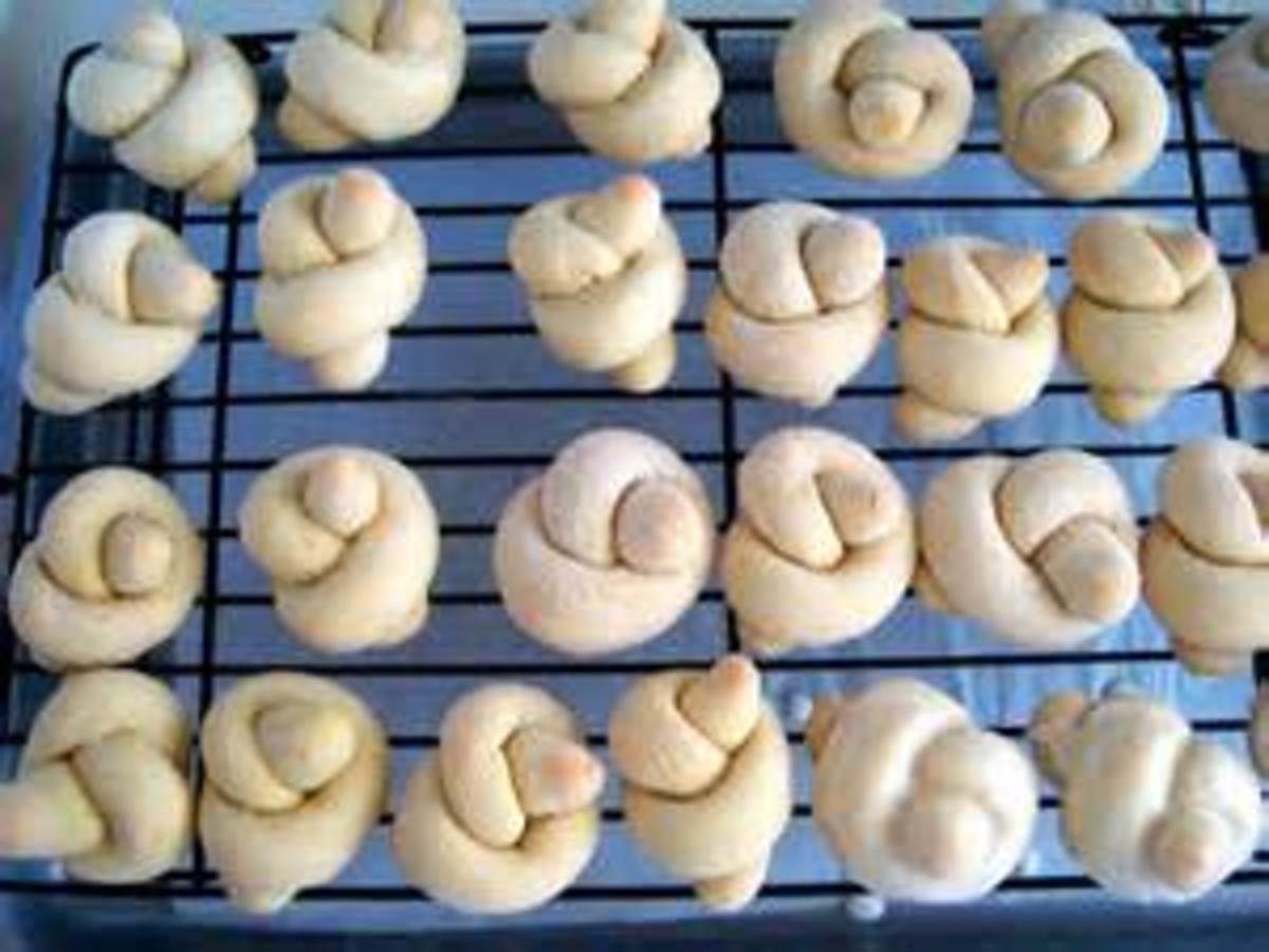 Baked knots ready for eating or icing