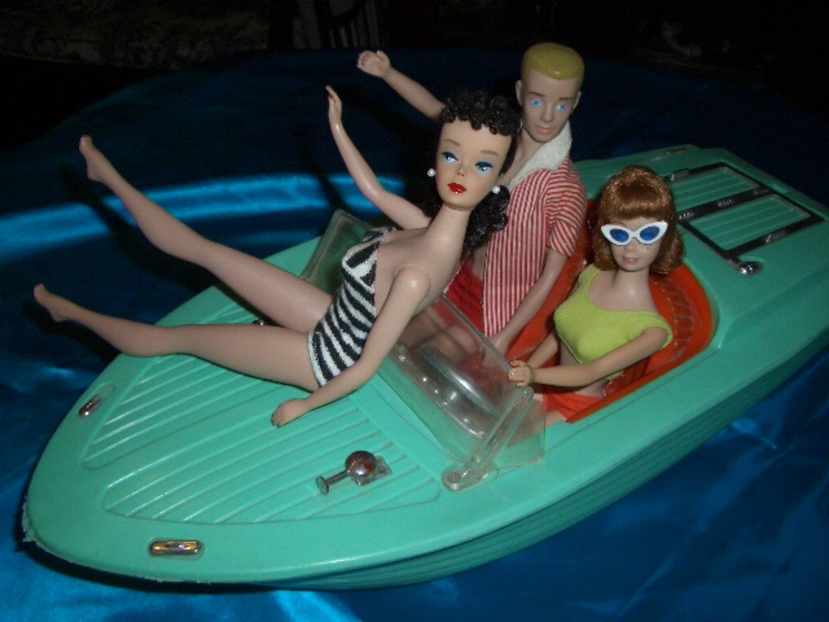 Barbie Ken and Midge on speed boat