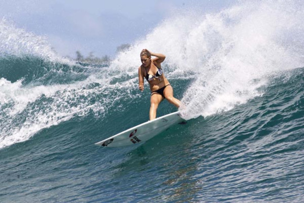 beautiful-sexy-hottest-surfer-girls