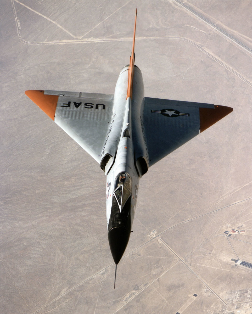 us-century-series-fighter-jets-f-100-f-101-f-102-f-104-f-105-and-f-106
