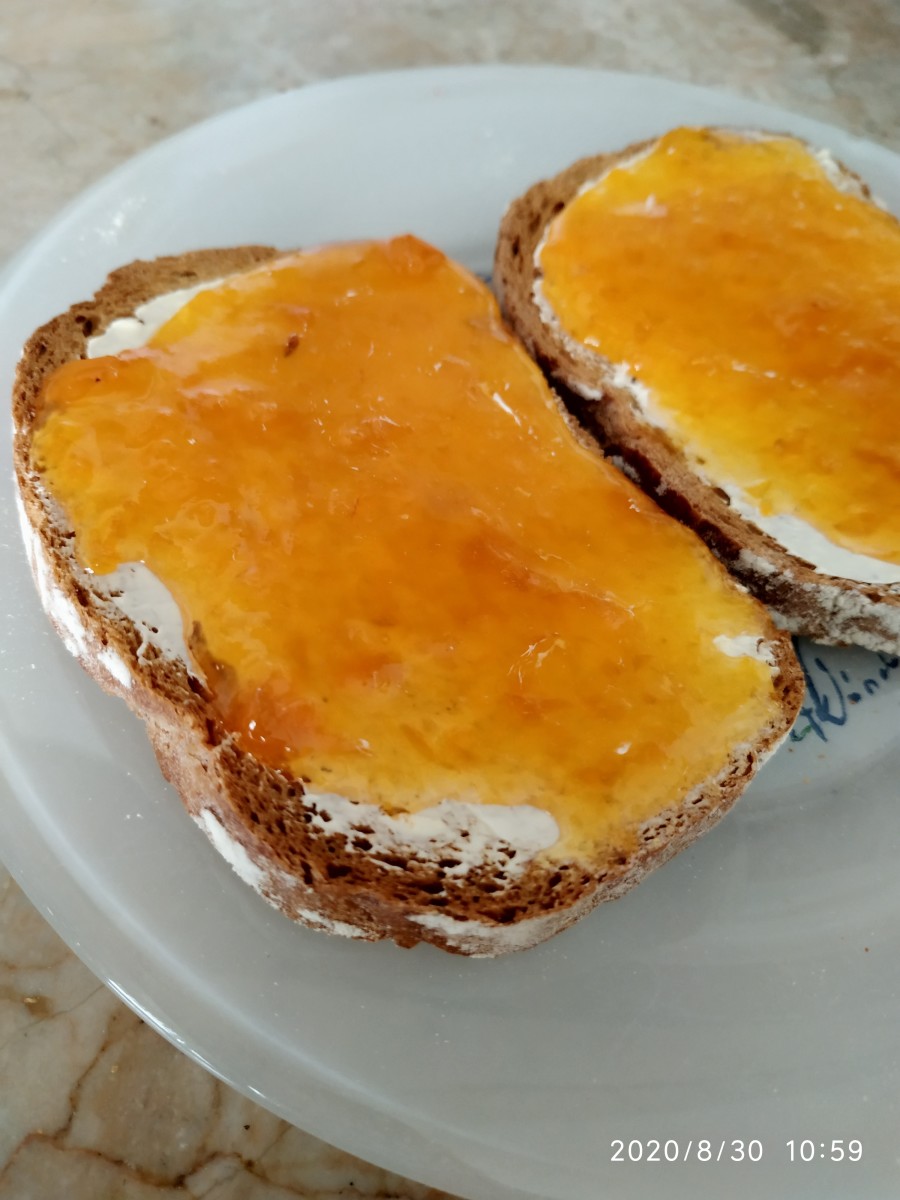 peach-marmalade-with-tsipouro