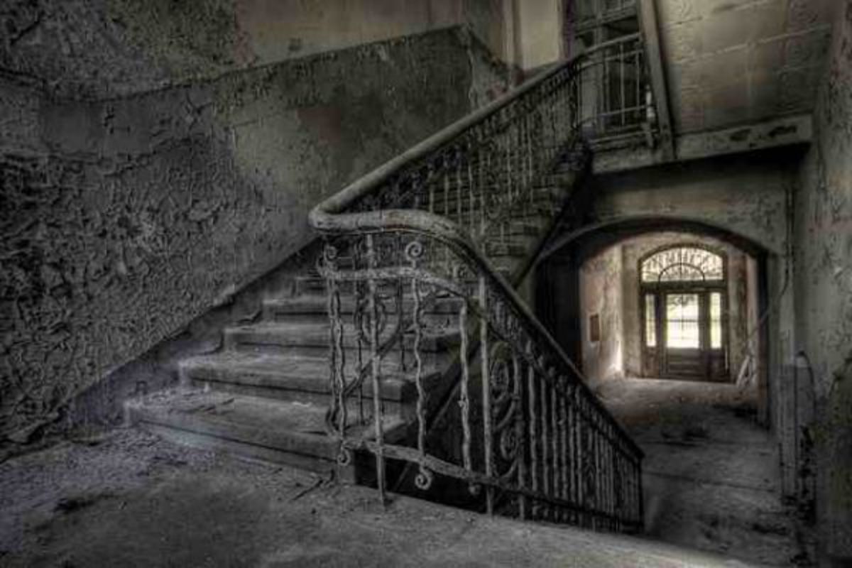 Abandoned Sanatoriums and Asylums