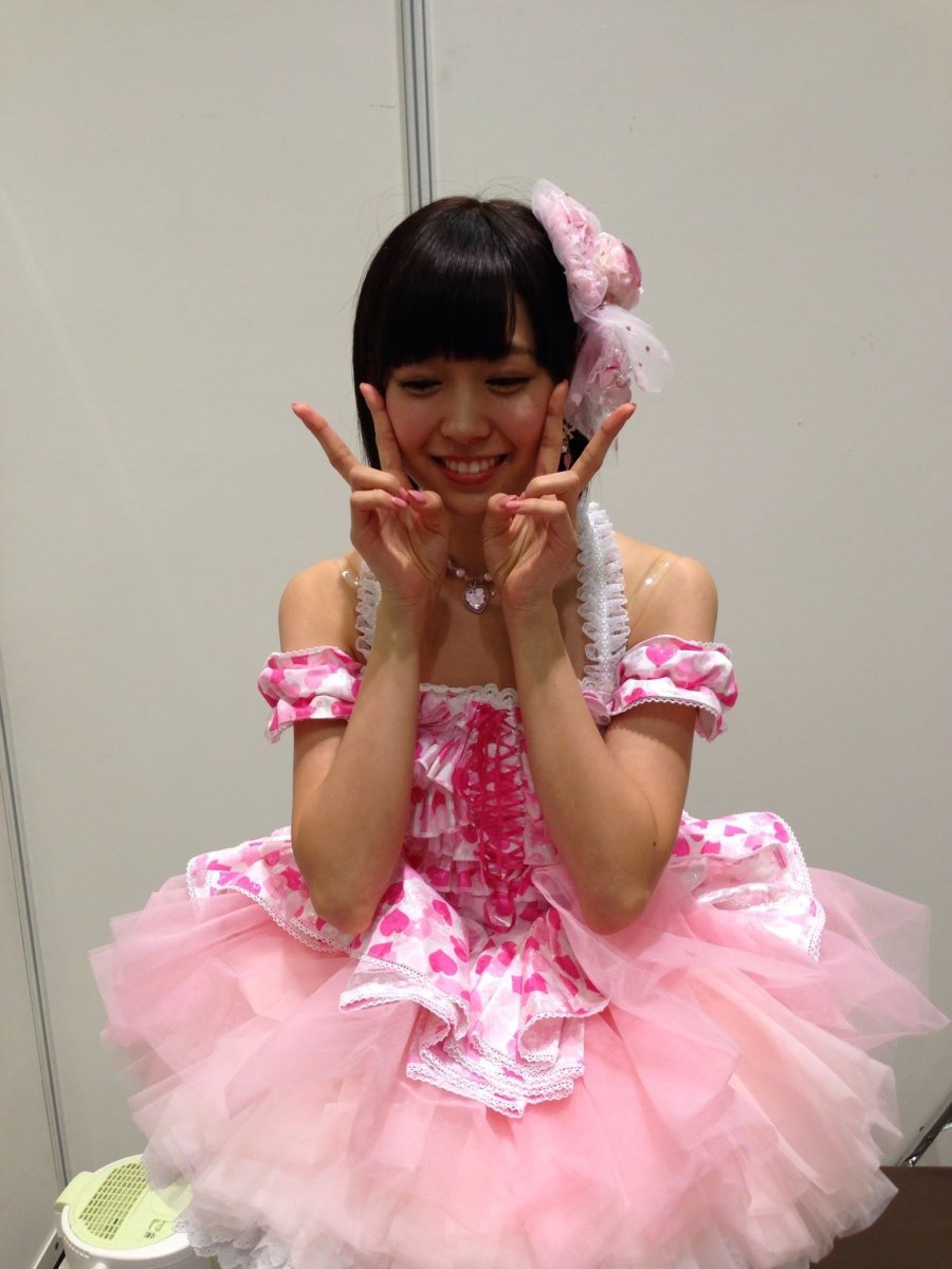 Miyuki Watanabe The Japanese Idol Singer Of Nmb48 That Survived An Embarrassing Personal Scandal Hubpages