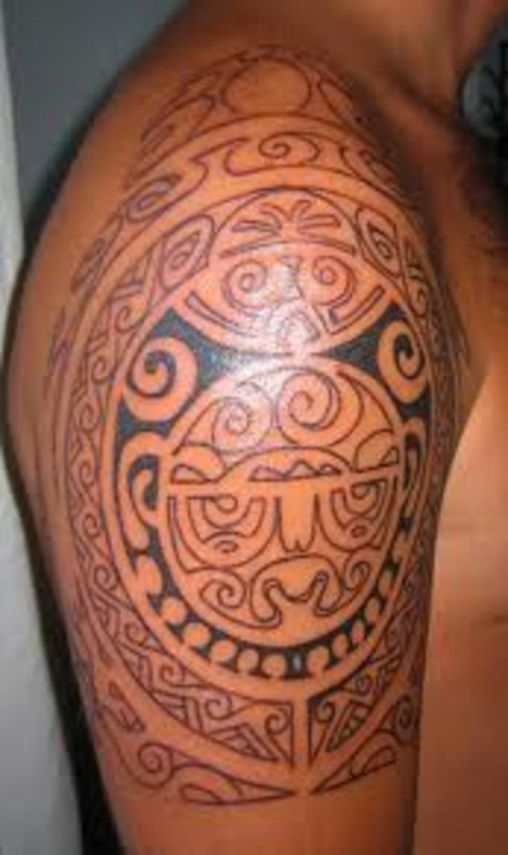 Polynesian tattooing - Tahiti Tourisme