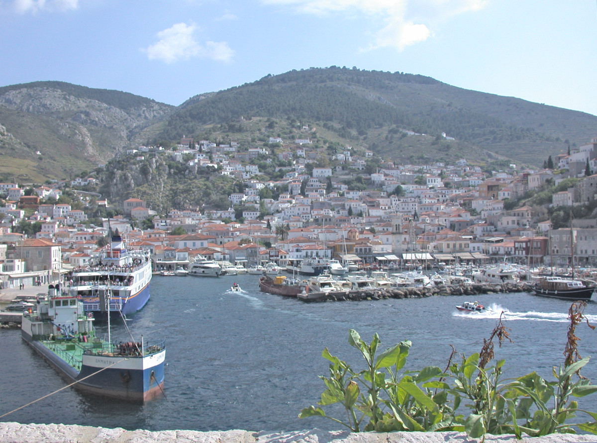 Present day shipping port on Hydra.