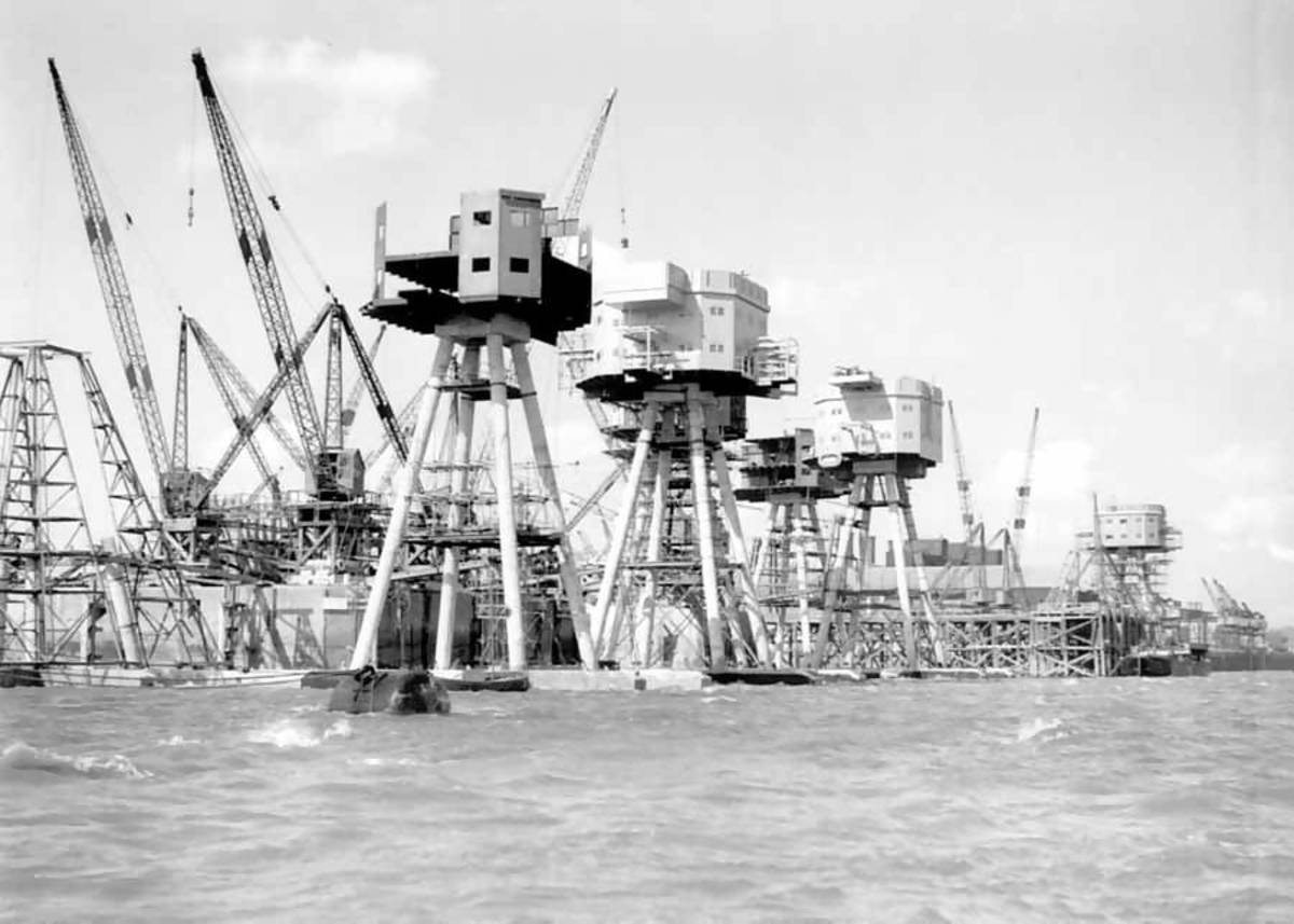 Army forts being built at Gravesend