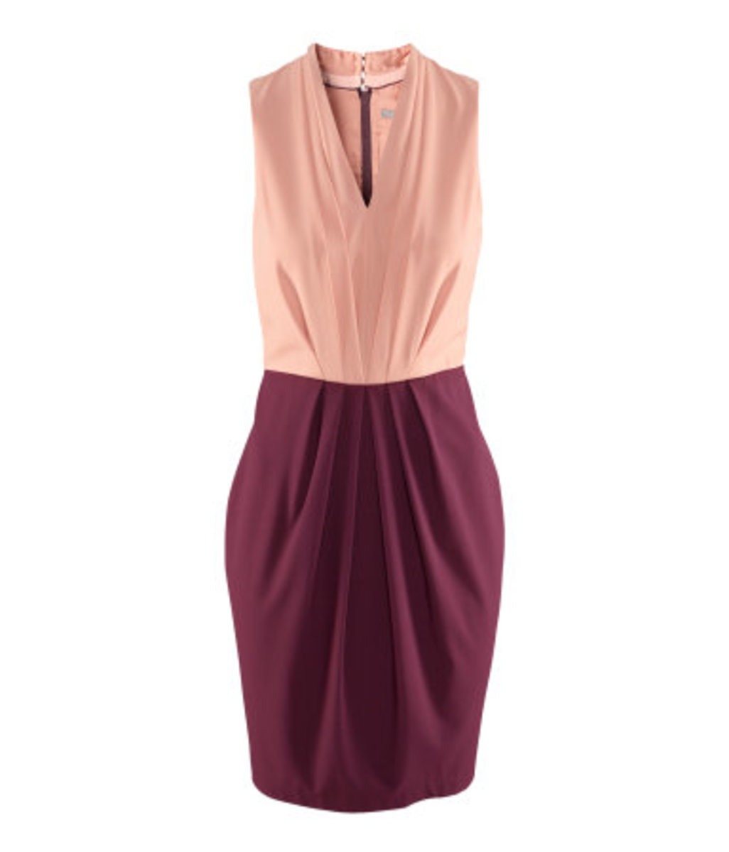This H&M dress could be a perfect choice for an hourglass.