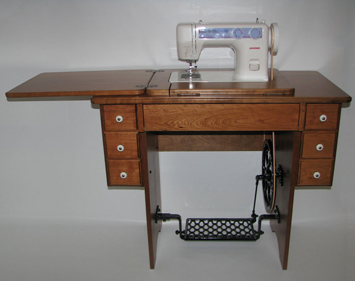 швейная машина со столиком