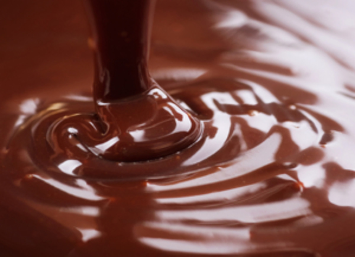 diy-chocolate-body-paint