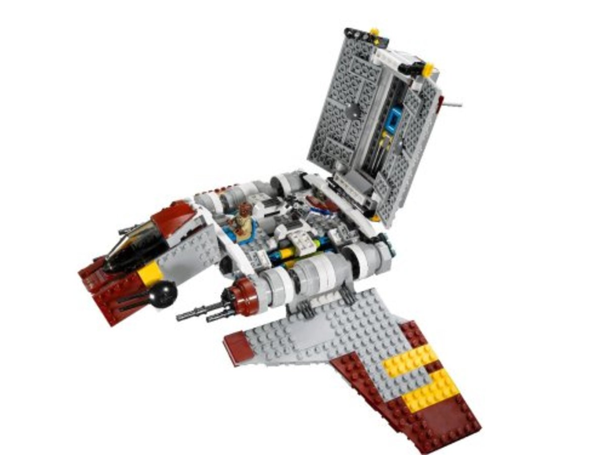 LEGO Star Wars Republic Attack Shuttle 8019 Inside 