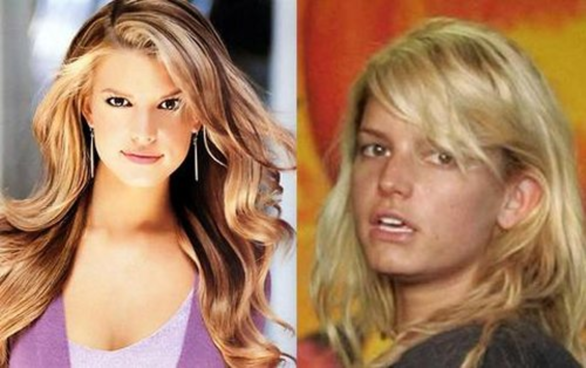 Jessica Simpson is an everyday mom in the picture without make-up. 
