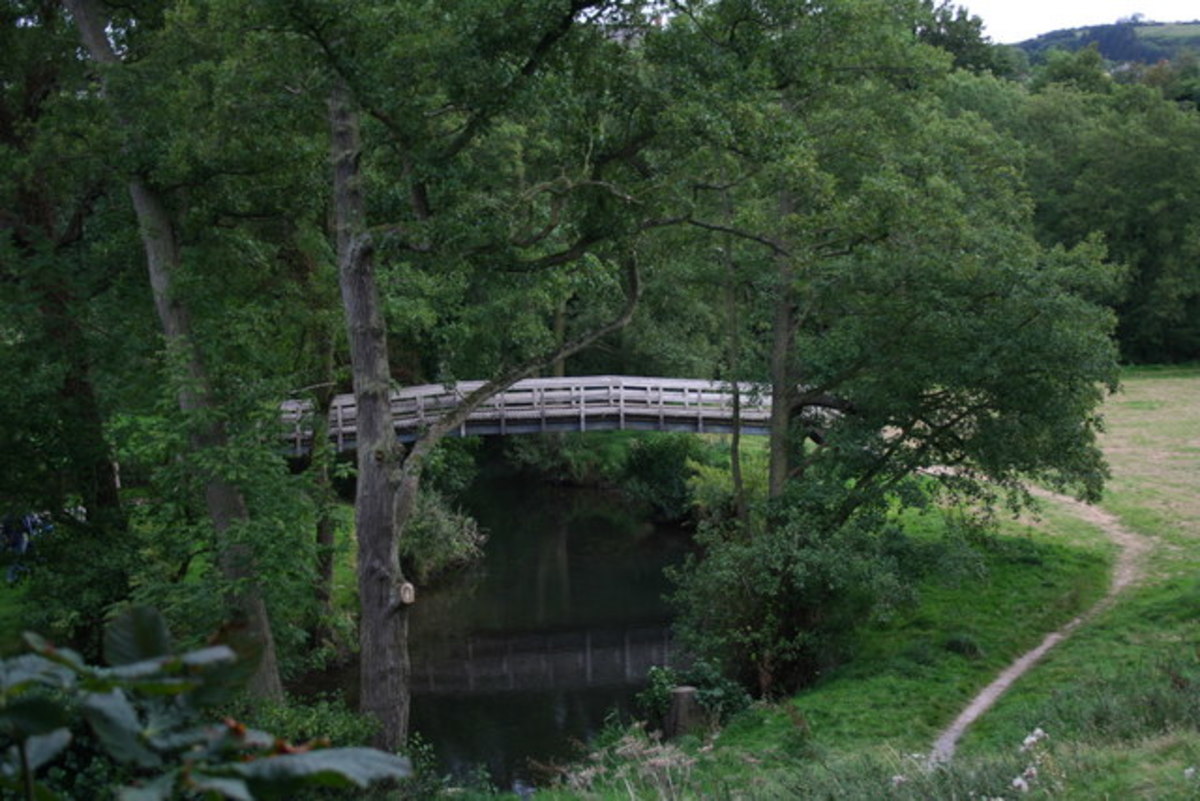 Bridge across the River Clun, leading to Clun Castle