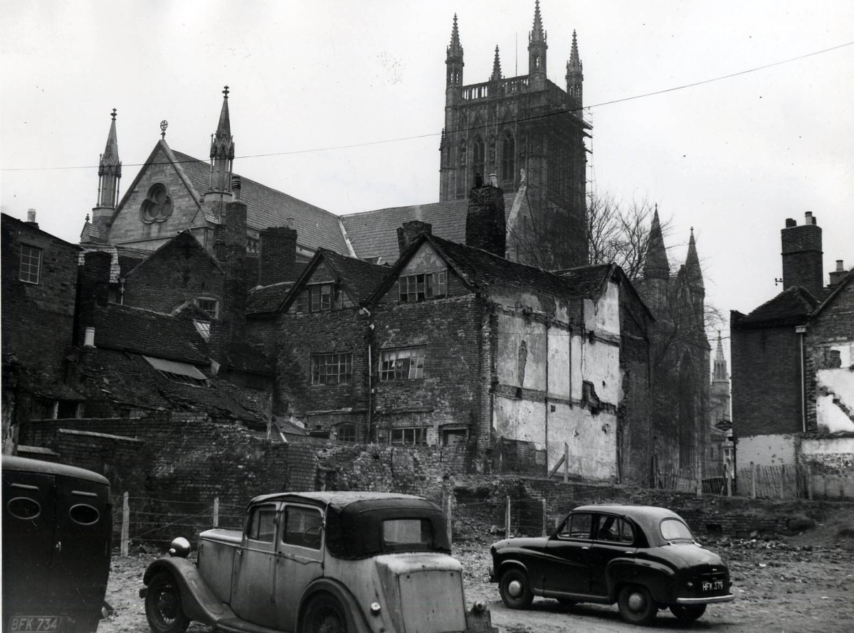 The run-down properties of Lich Street in 1954, 10 years before they were demolished.