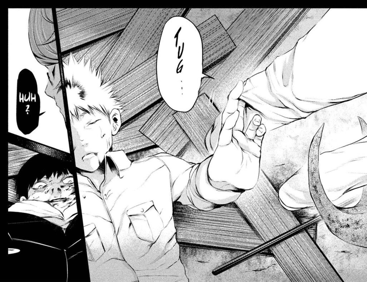Hide unconsciously trying to stop Nishio from attacking Kaneki by pulling his pants.