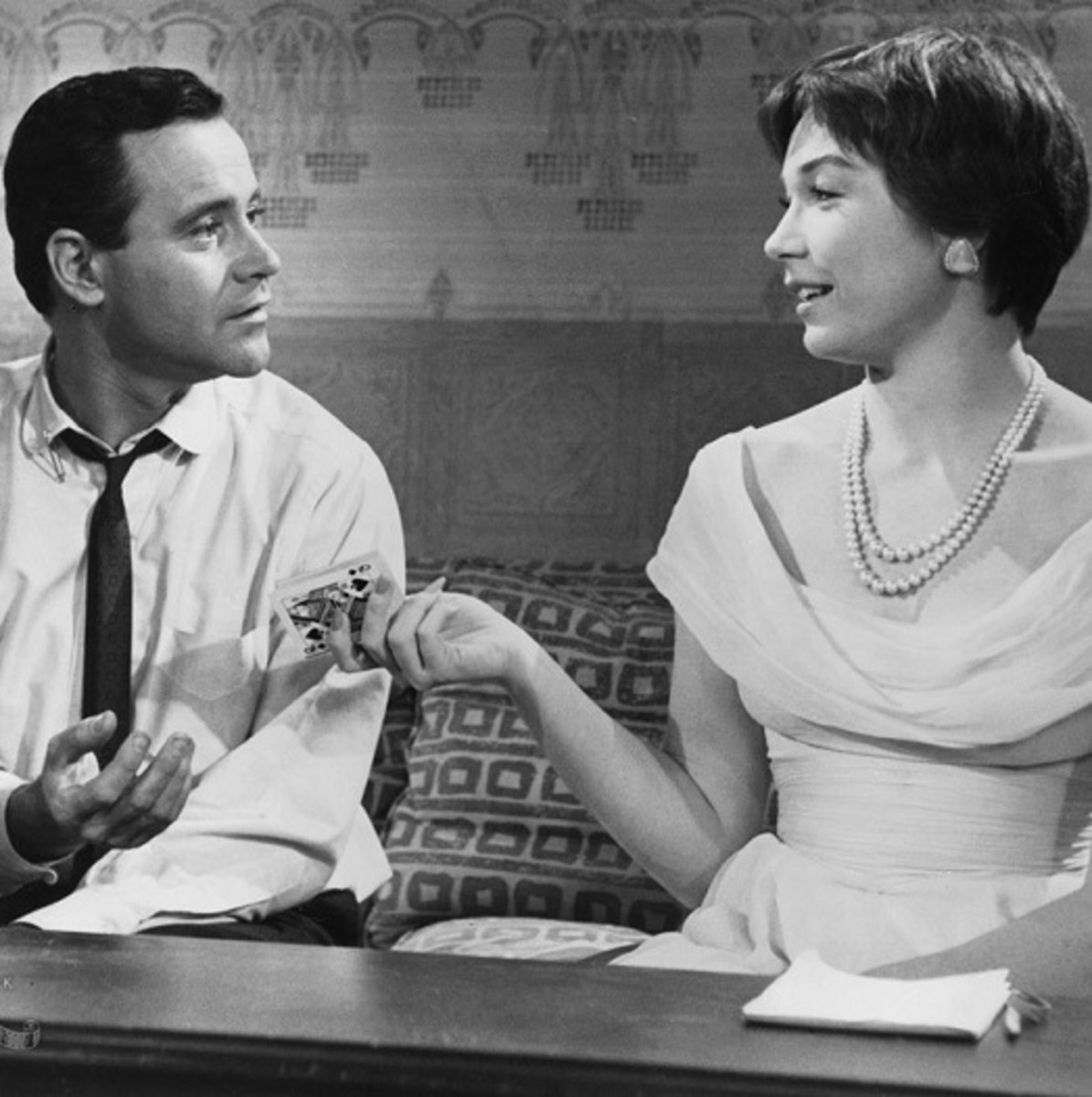 Jack Lemmon and Shirley MacLaine in The Apartment (1960)