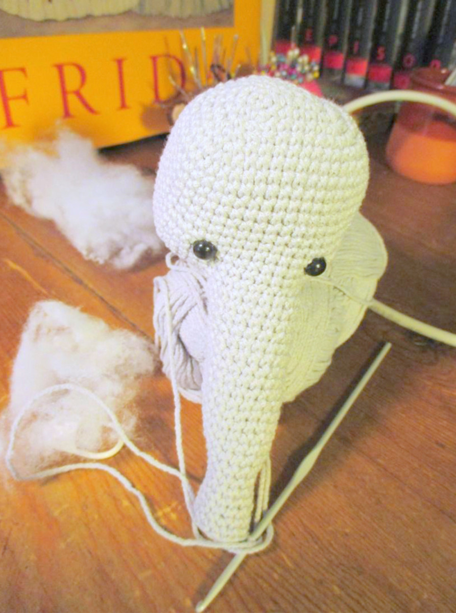 free-crochet-pattern-elephant-girl-amigurumi-doll
