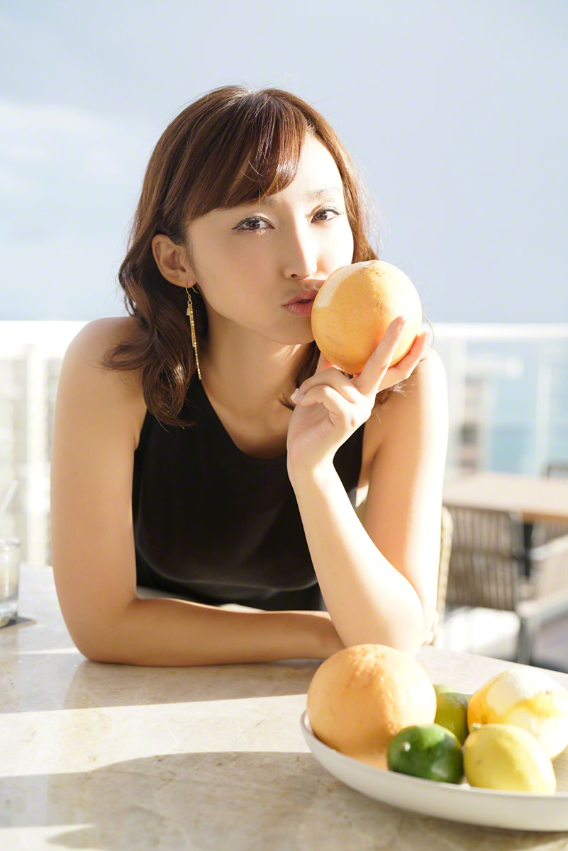risa-yoshiki-japanese-fashion-model-singer