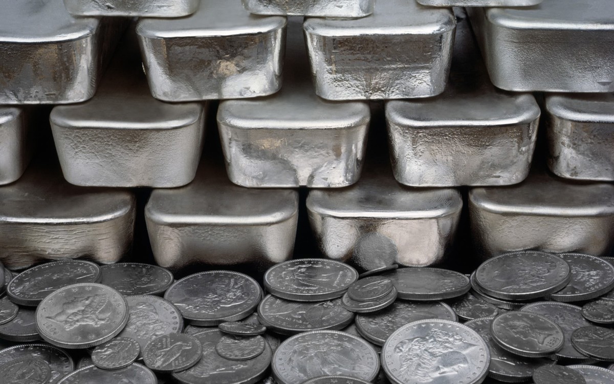 investing-in-silver-how-does-it-work