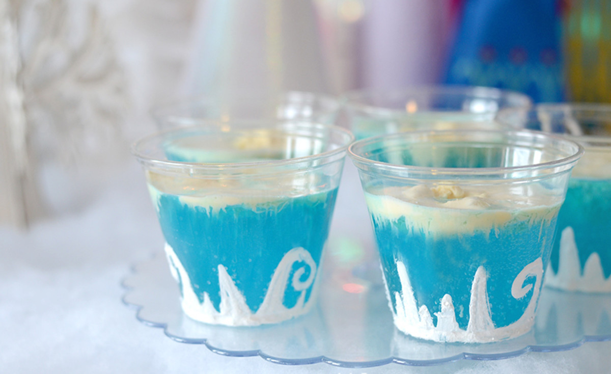 Frozen themed party drink - punch