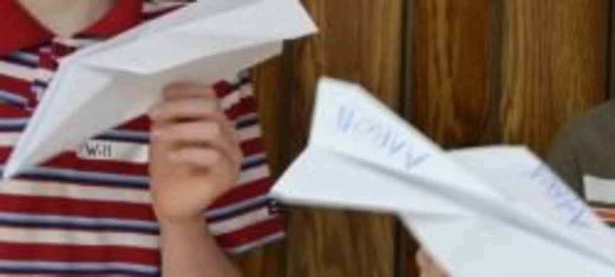 using-paper-planes-to-teach-the-four-forces-of-flight