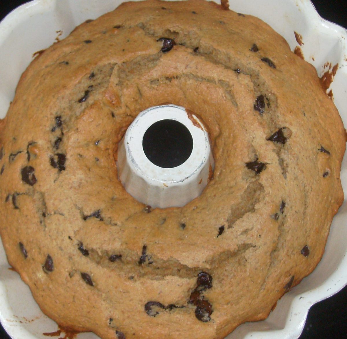I used a bundt pan this time, one my mom had used for decades before giving it to me. Fun pan!
