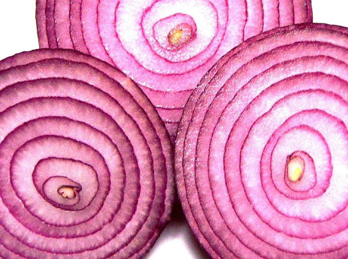 Onion Health Benefits and Nutrition Facts