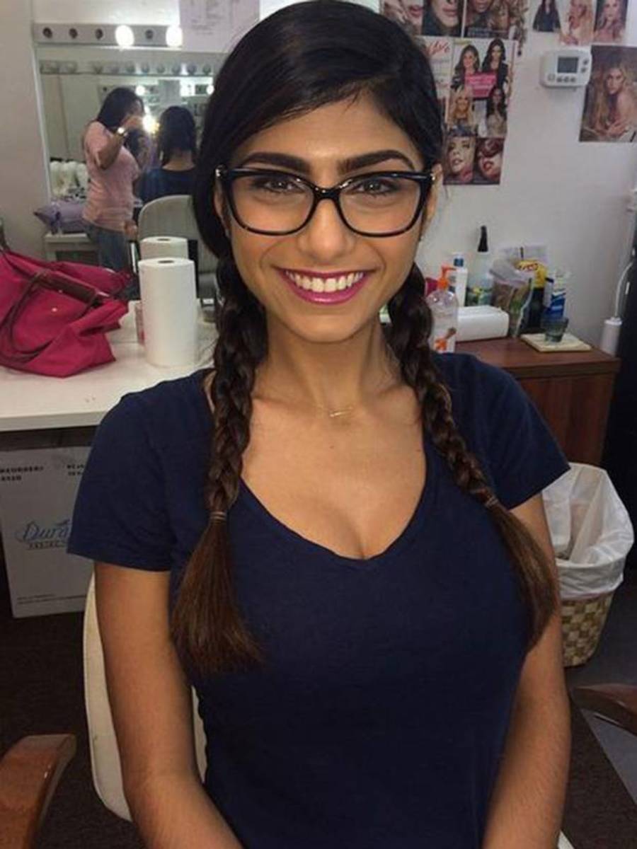 critics-corner-my-current-thoughts-on-the-worlds-most-controversial-adult-film-star-mia-khalifa