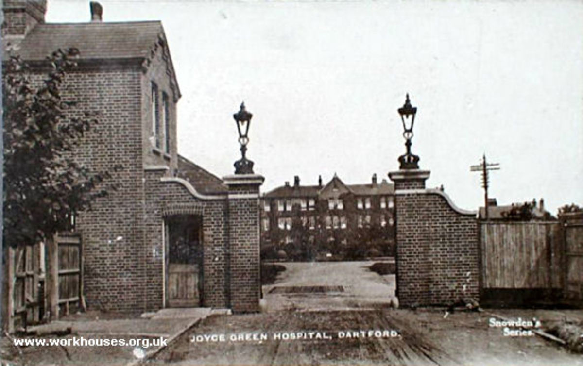 Dartford Long Reach Hospital ships photo