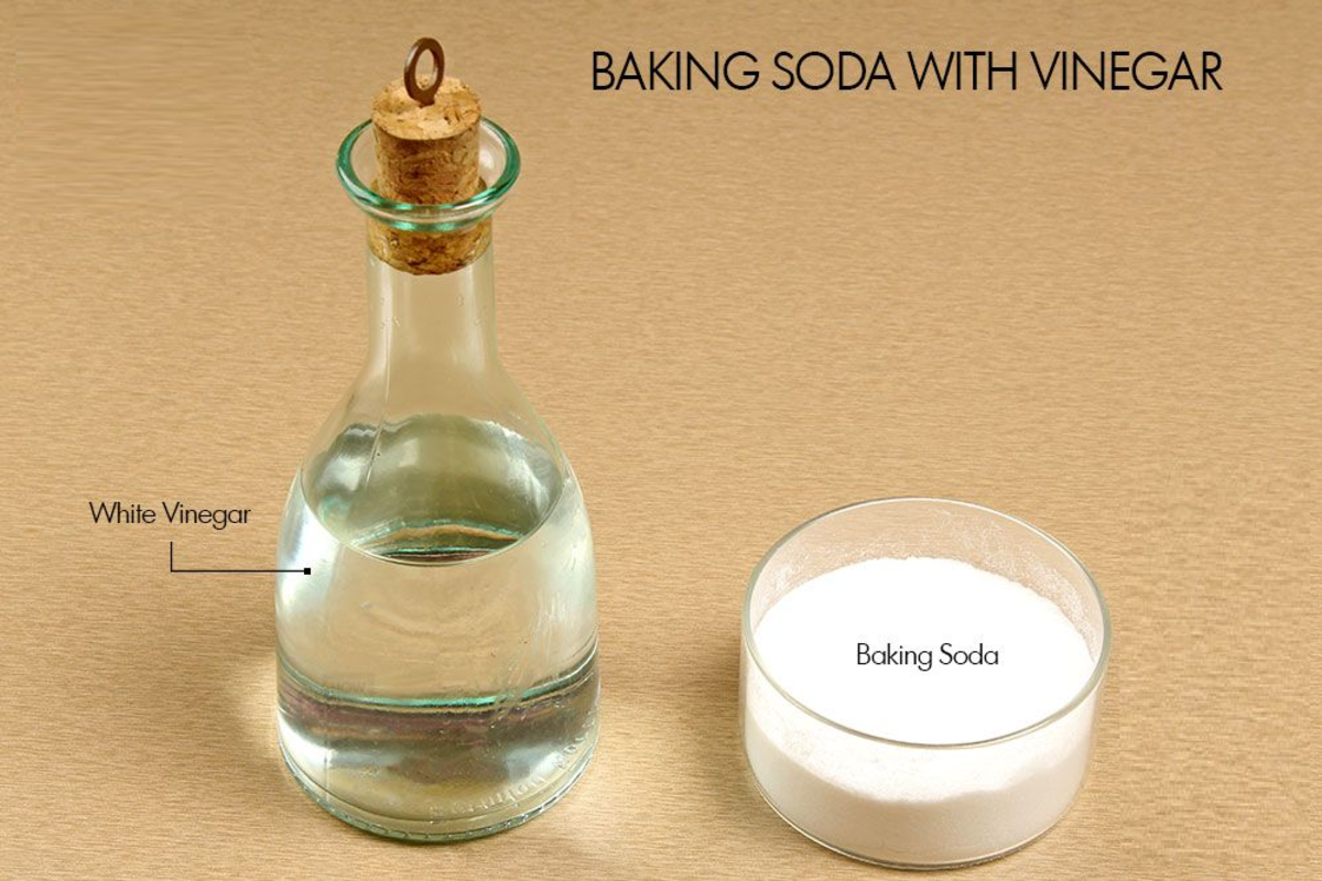 Baking Soda with White Vinegar is a potent cleaning solution for your car seat