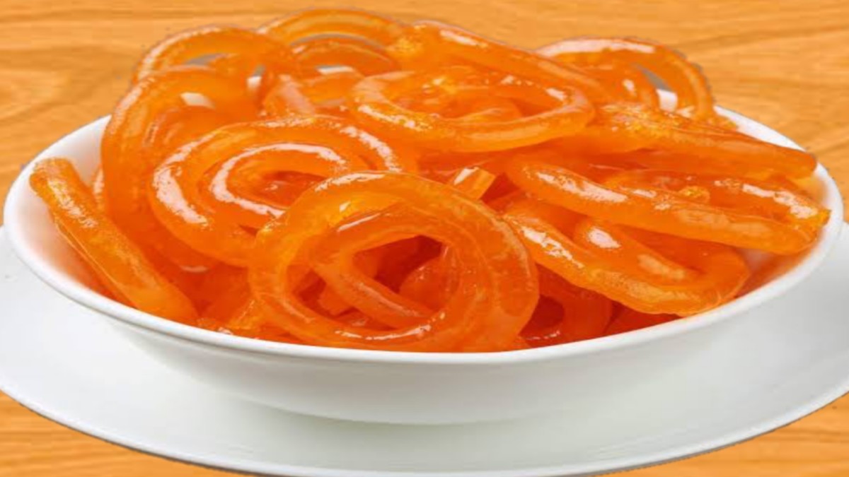 How To Instantly Prepare Jalebi At Home
