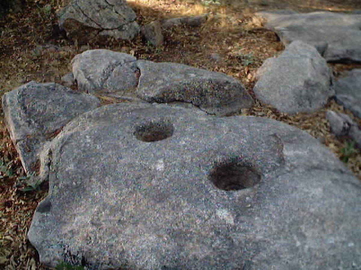 Picture I took of the metatee rocks in 2002. 