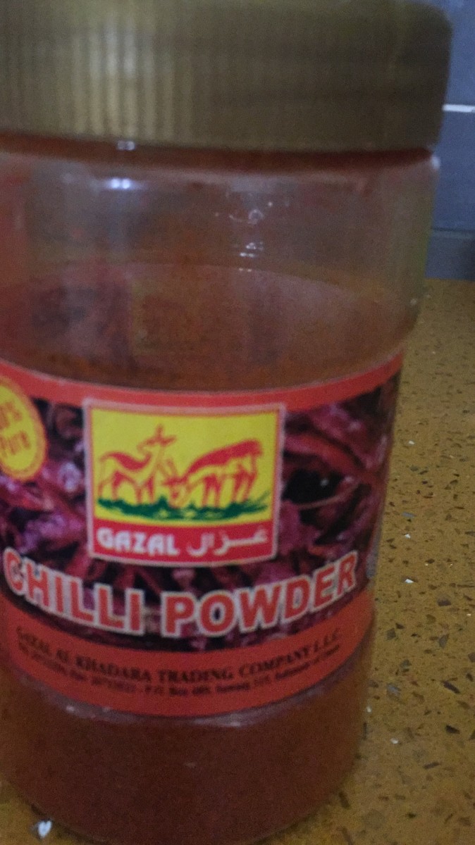 The red chilli powder that I used. I didn't measure the amount, I just sprinkled it that's why it's important to note that the chilli powder is to taste- spicy or not too spicy as your taste buds can handle. You can use any brand. 