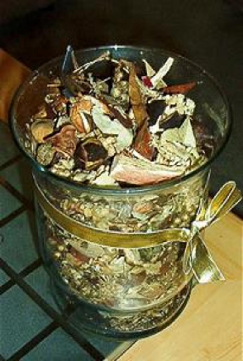 How to Make Sweet Smelling Herbal Potpourri HubPages