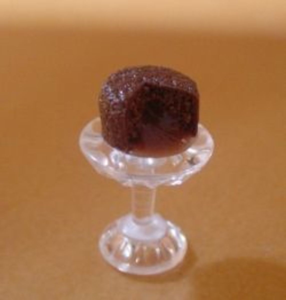how-to-make-a-miniature-glass-cake-stand