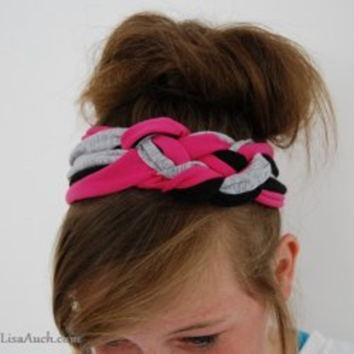 DIY: Make Your Own Fabulous Headbands Using Old T-shirts