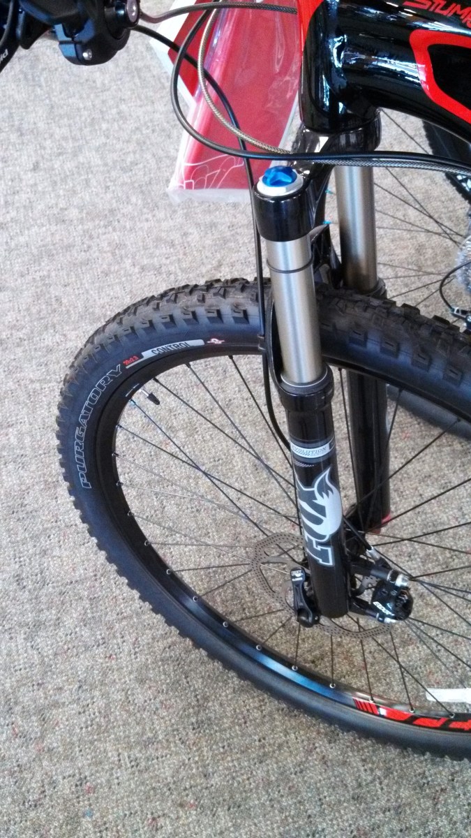 Mountain Bike Fork with Shock Absorbers
