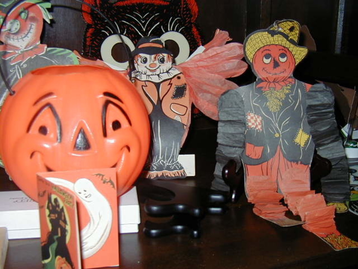 how-to-collect-vintage-halloween-antiques-and-collectibles