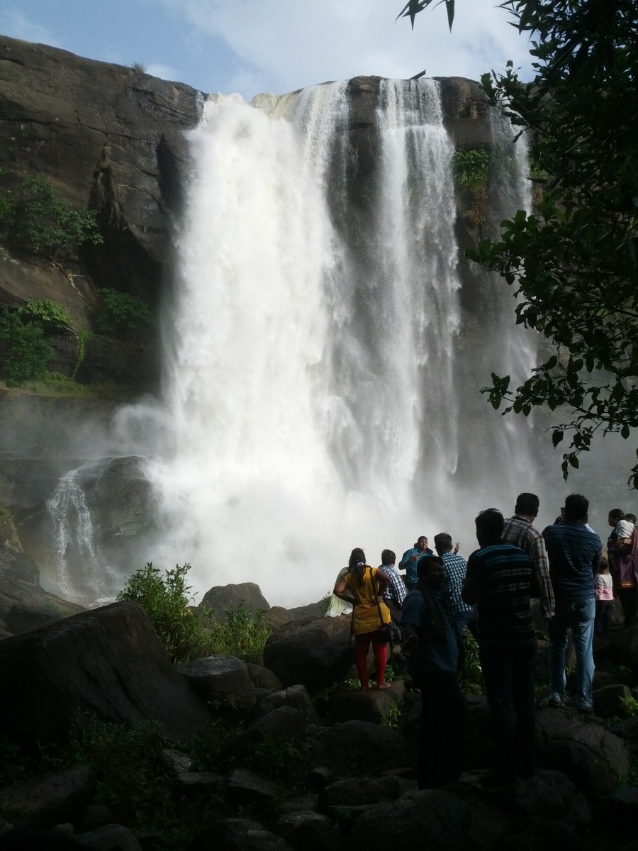 Athirapilly Water falls